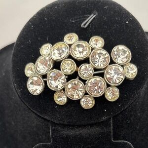 Vintage Silver Tone Rhinestone Brooch‎ Pin Floral Flower Statement Jewelry